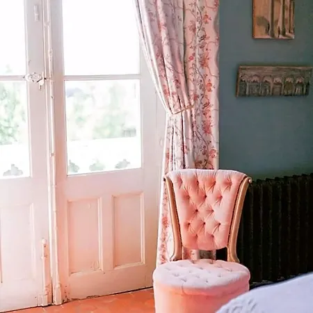 Chateau De Varenne Hotel