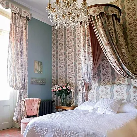 Chateau De Varenne 4*